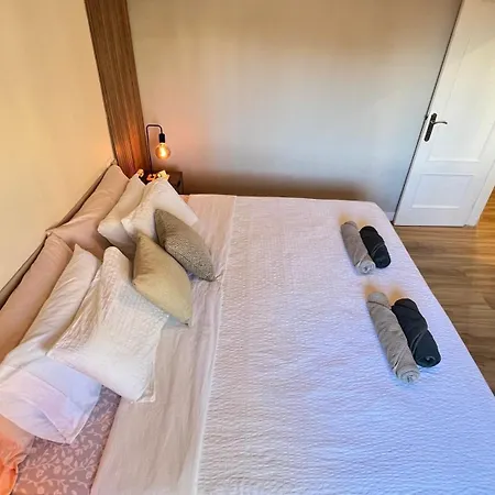 Alcamar Brand With 2 Bedroom And Private Bathroom Near The Sea!