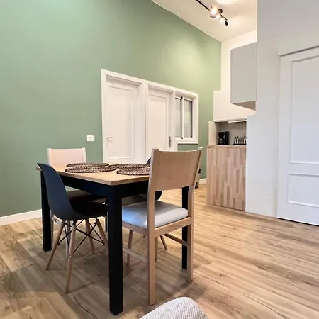 Coastal Nest In 아파트 *