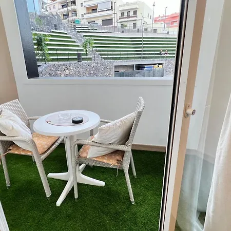 아파트 Coastal Nest In *